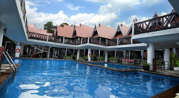 Paya Beach Resort Swimming Pool