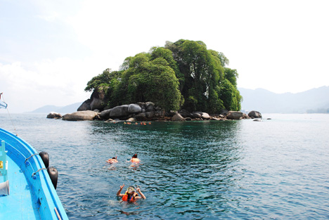 Pulau Renggis