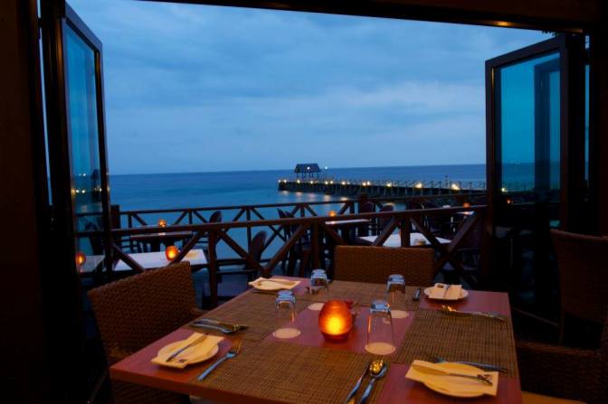 Tunamaya Beach & Spa Resort Restaurant