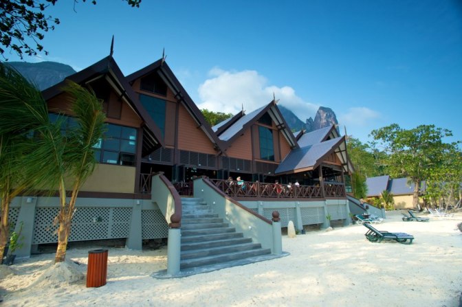 Tunamaya Beach & Spa Resort Restaurant
