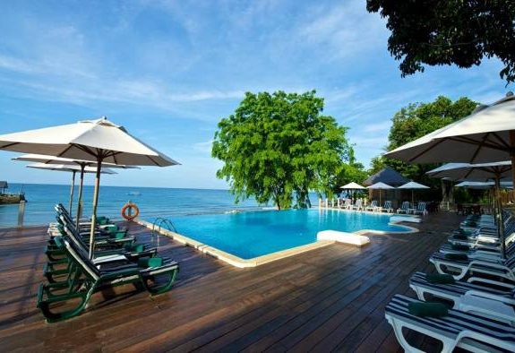 Tunamaya Beach & Spa Resort Swimming Pool